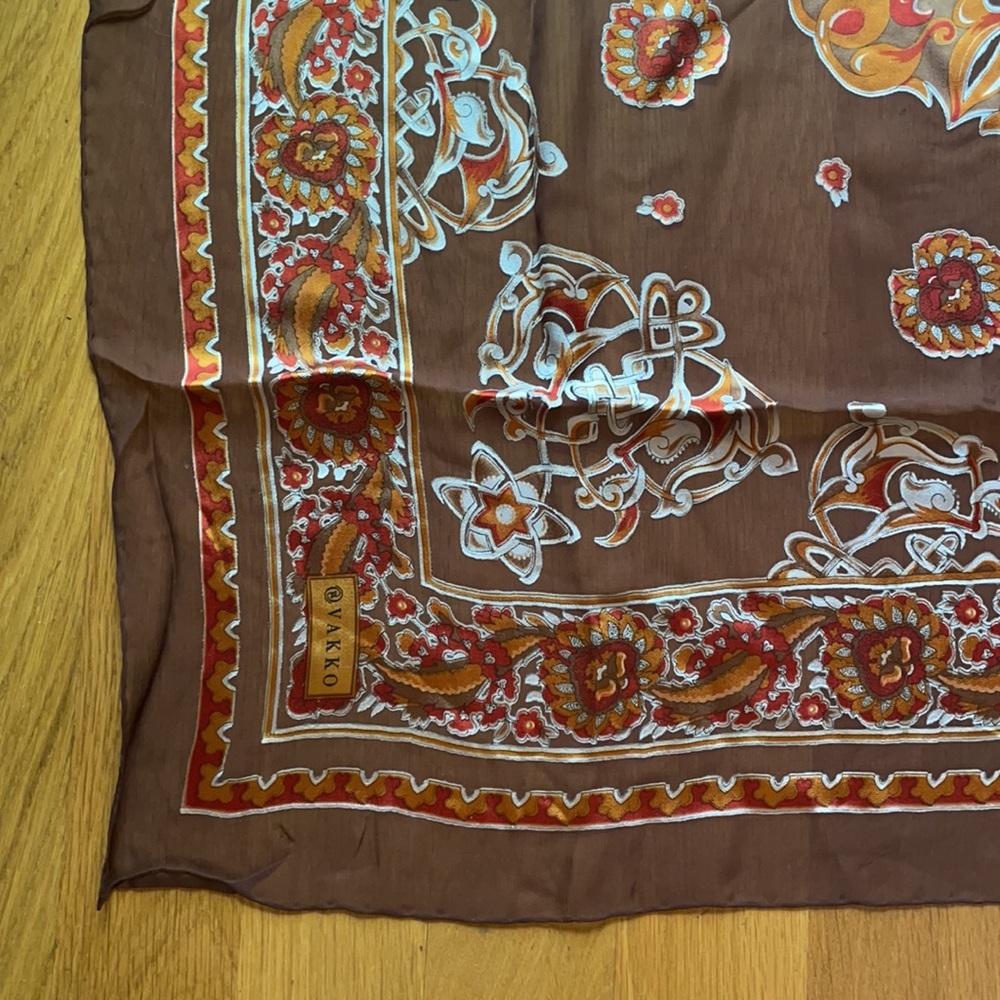 Vakko Silk & Chiffon Scarf, new with tags - Picture 2 of 6